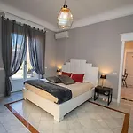 Bed & Breakfast Compasso 4*