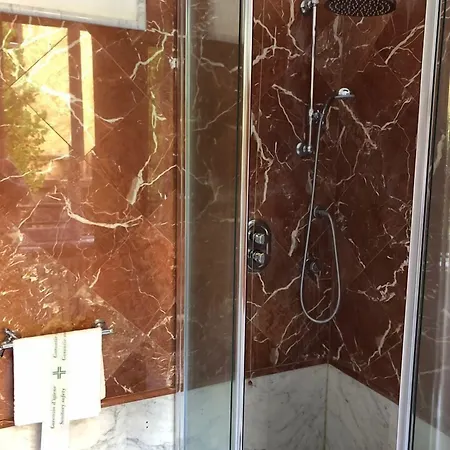 فندق مبيت وإفطار Compasso 4*