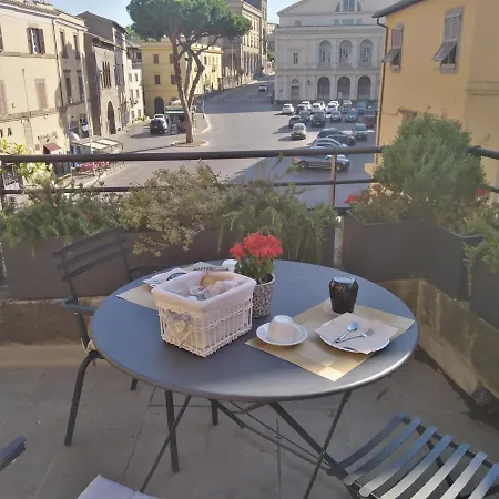 Oda ve Kahvaltı Compasso Viterbo